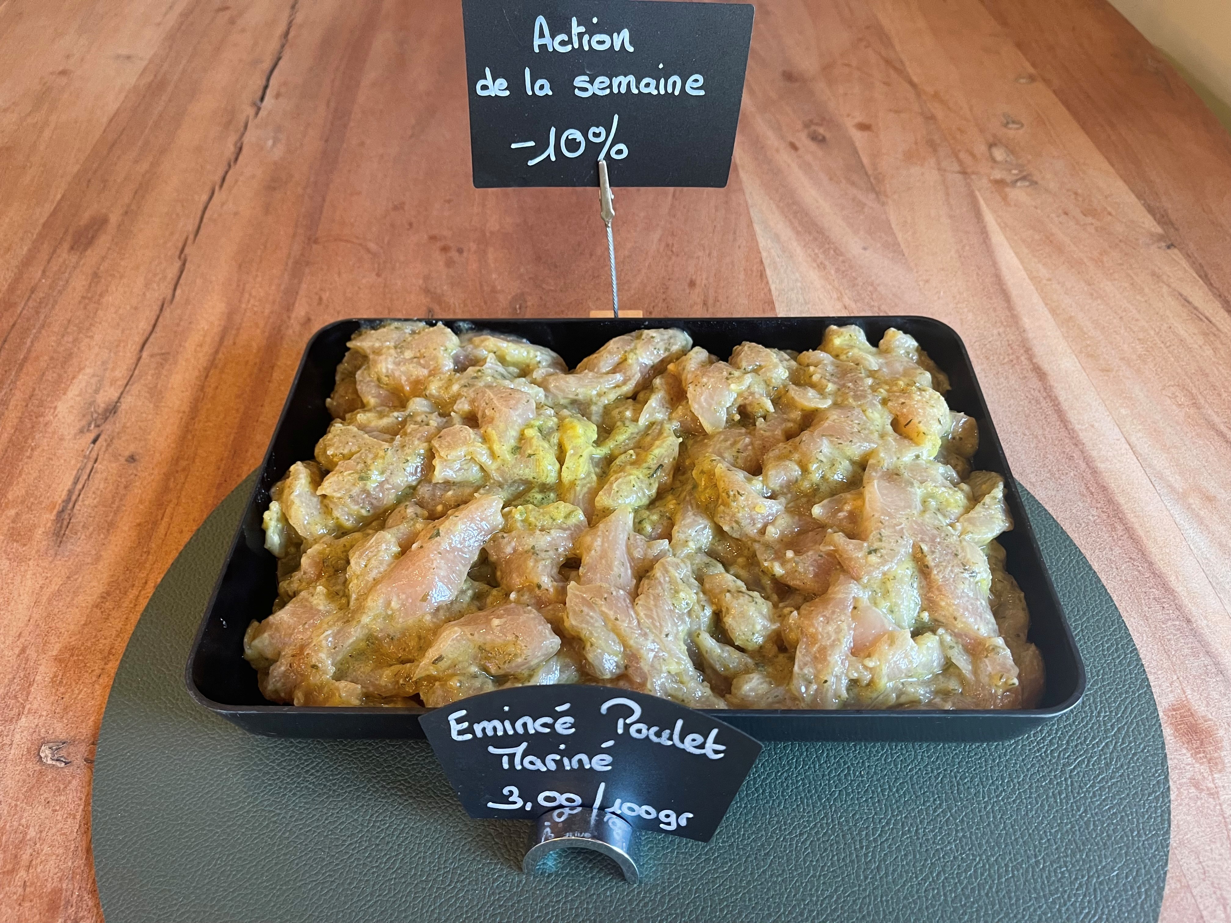 Emincé de poulet mariné à l'ail.jpg